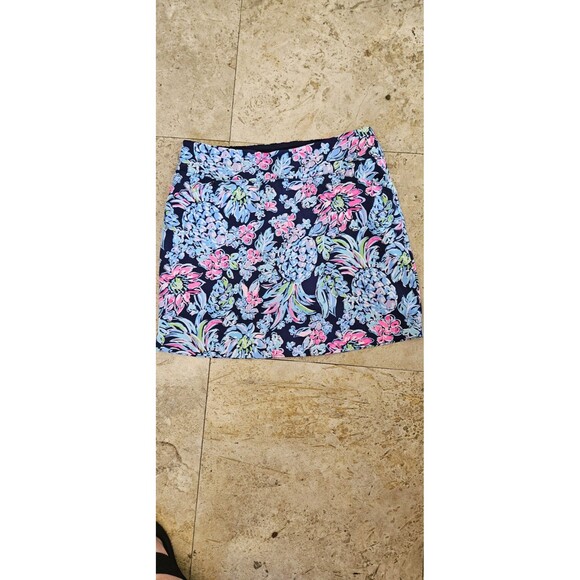 Lilly Pulitzer Pineapple Paradise True MONICA SKORT Active Luxletic Golf Size 10 - Picture 1 of 7